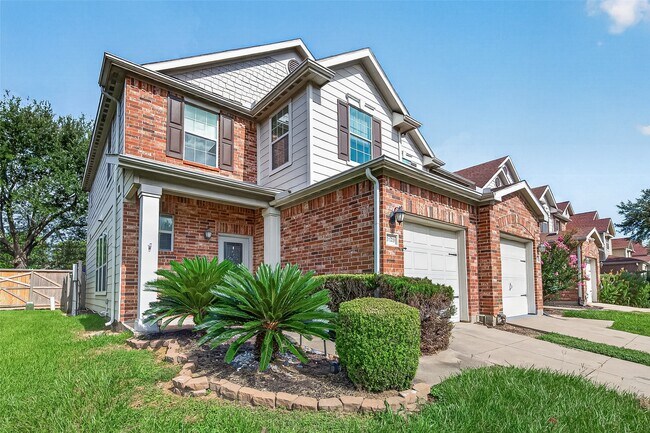 Foto del edificio - 8126 Montague Manor Ln