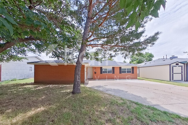 Building Photo - 5129 Leland Dr