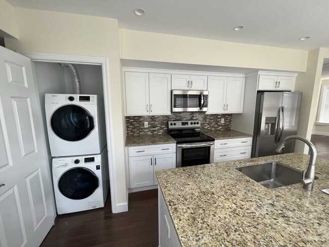 Kitchen / Laundry Closet - 2101 Pine St