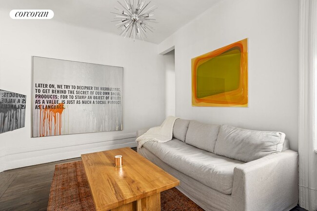 Foto del edificio - 340 W 19th St