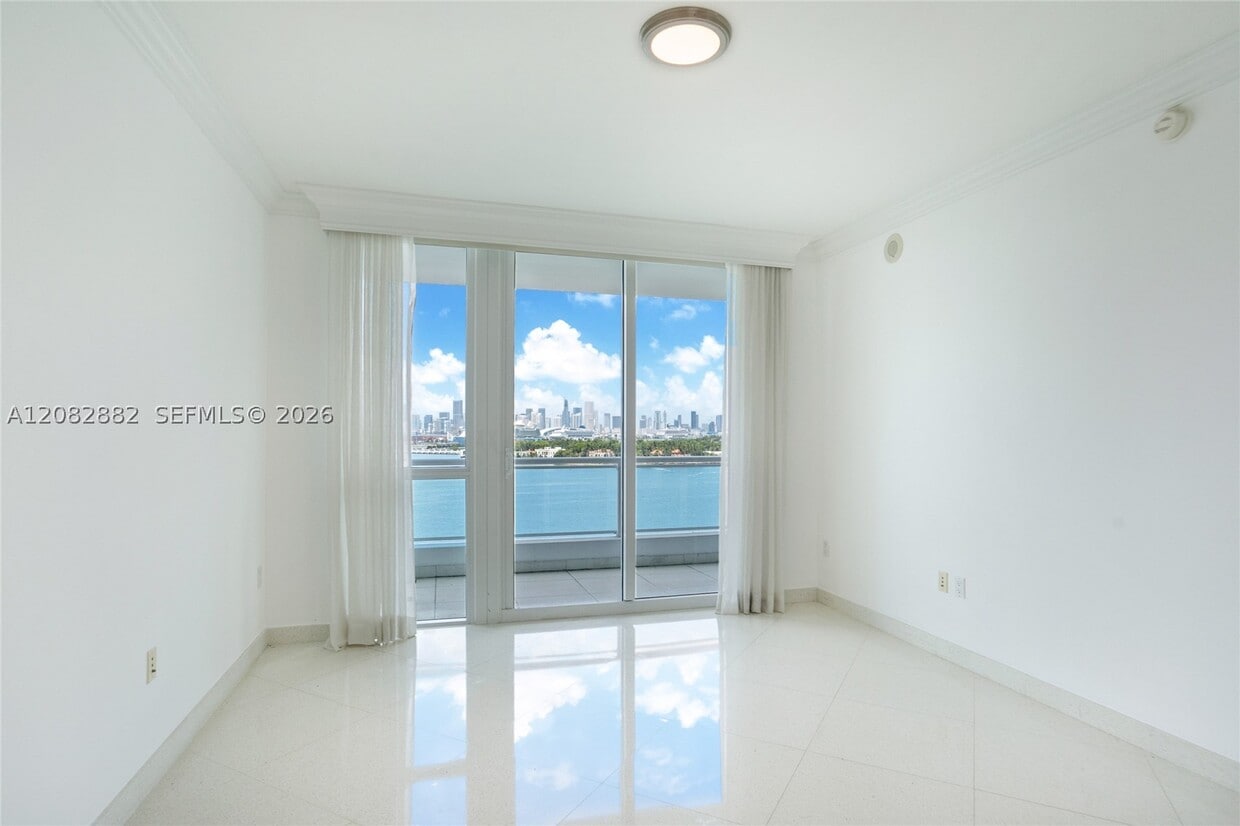 Foto del edificio - 540 West Dr