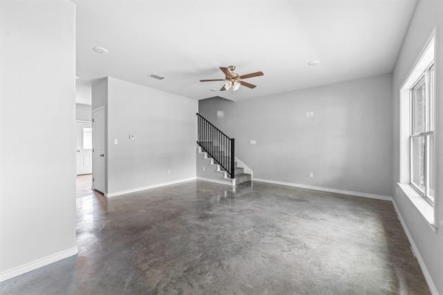Foto del edificio - 934 W Shirley St