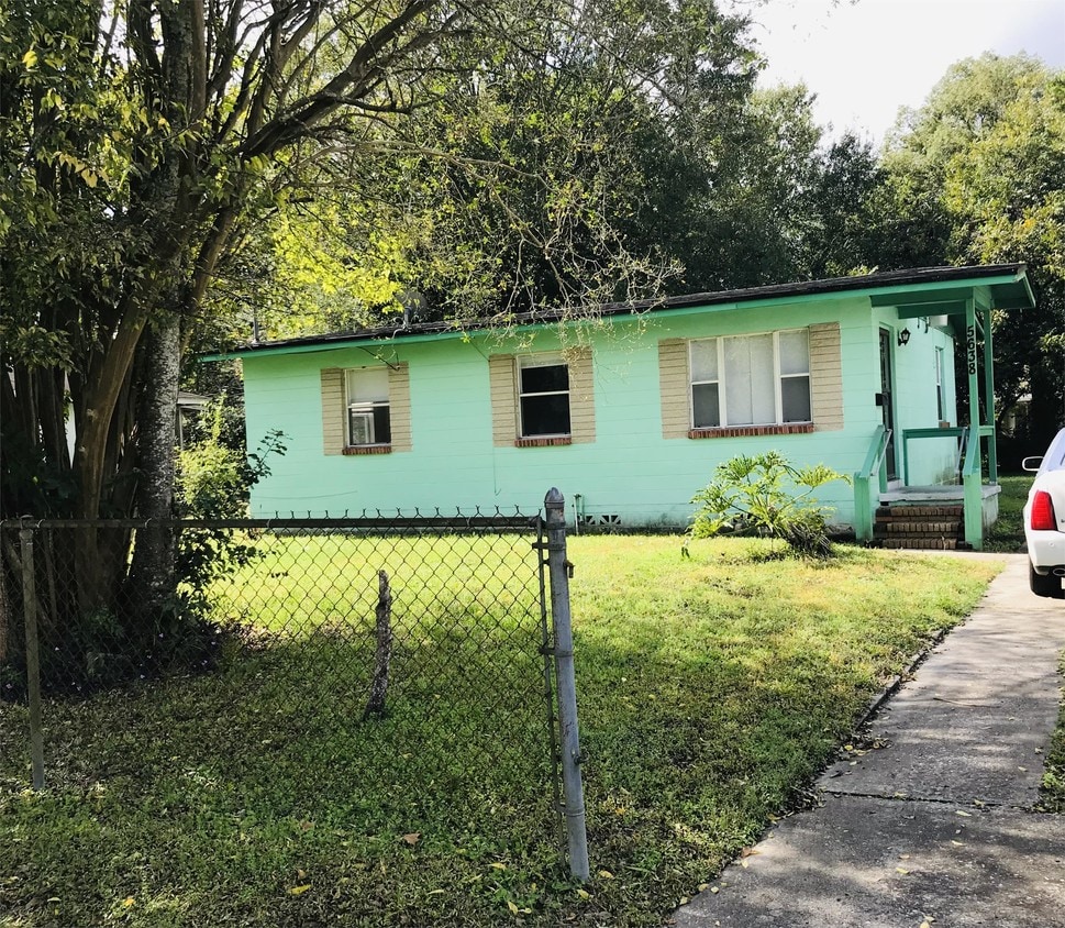 Foto principal - 5638 Dakota Dr