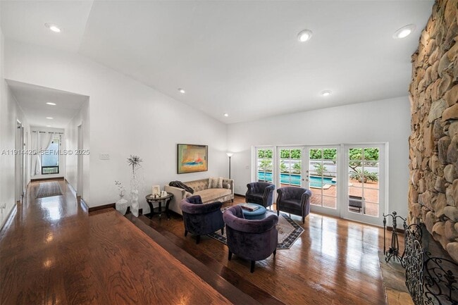 Foto del edificio - 10645 SW 89th Ct