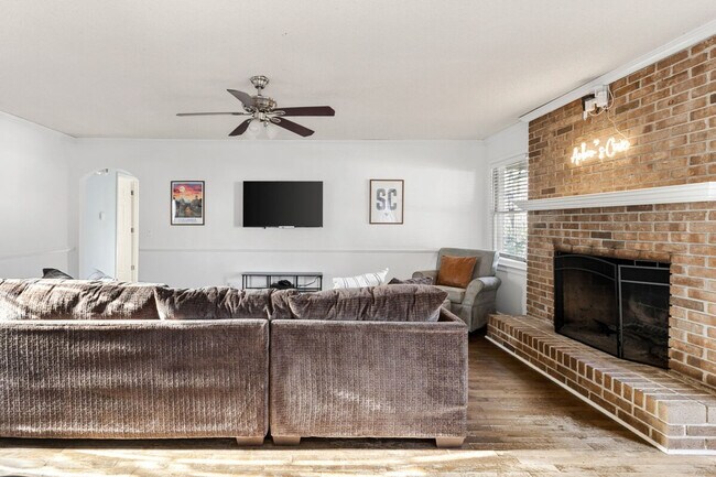 Foto del edificio - 46 Forest Trail Ct