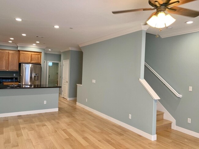 Building Photo - 622 Almaden Walk Loop