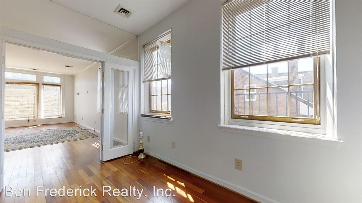 Primary Photo - 310 Gittings Ave