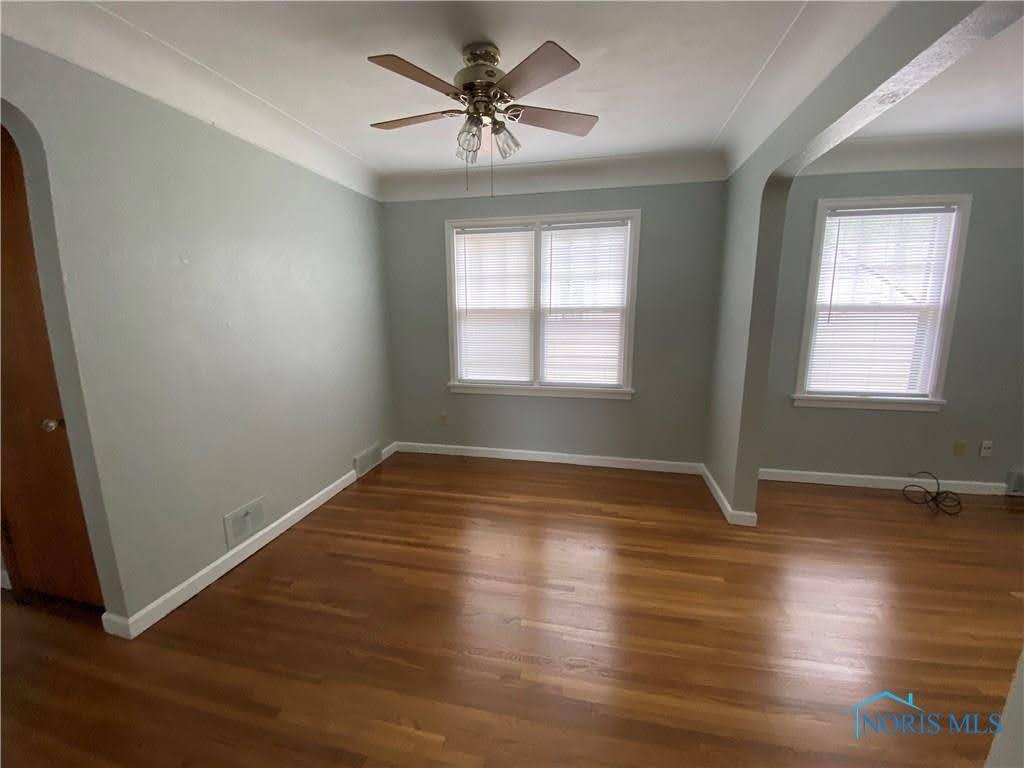 Foto principal - 5803 Cresthaven Ln