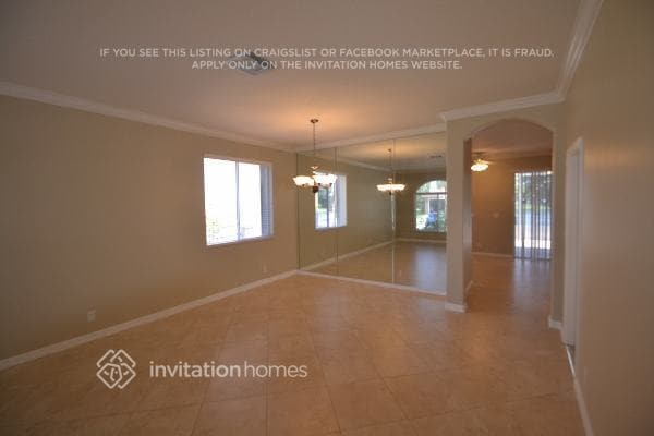 Foto del edificio - 3774 Woodfield Dr