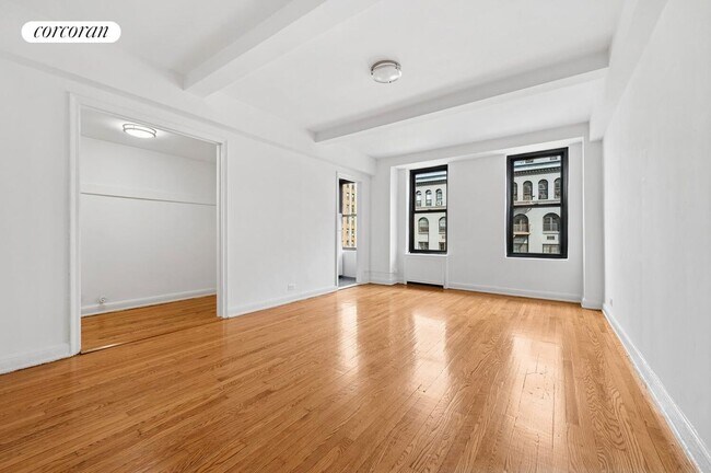 Foto del edificio - 200 W 16th St