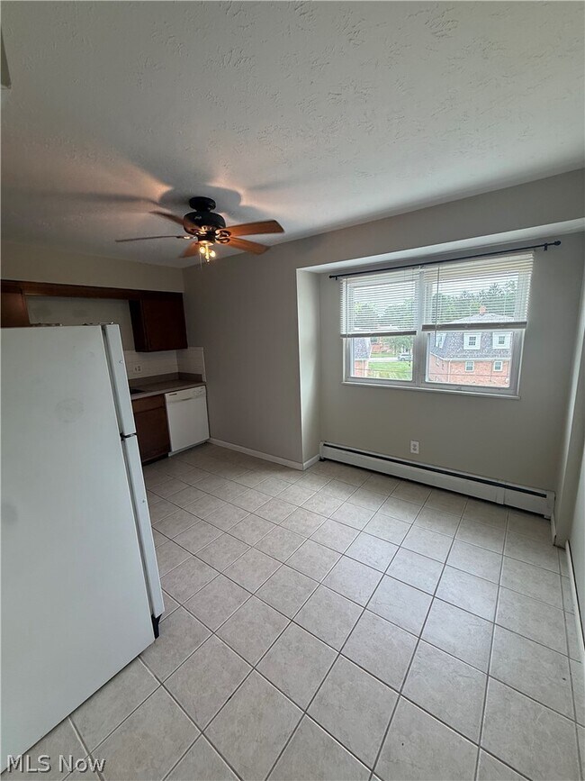 Foto del edificio - 2520 Flintridge Dr