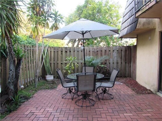 Foto del edificio - 2/2 Centrally Located Townhouse Park Meadows