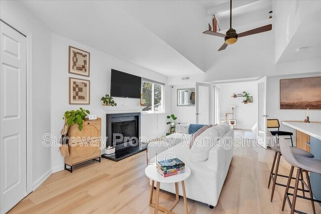 Building Photo - 4708 Daniel Ln