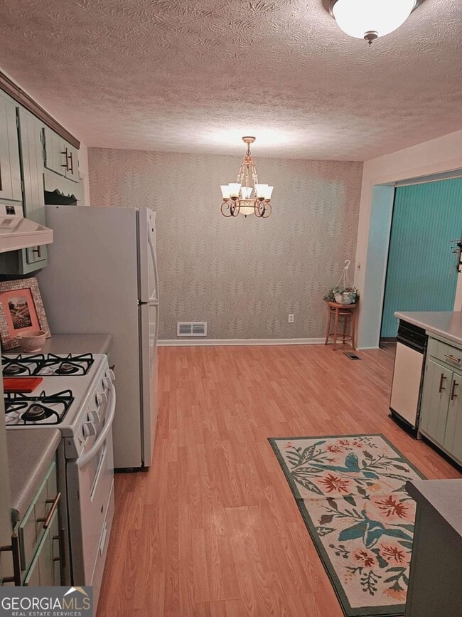 Building Photo - 4400 Winding Creek Dr