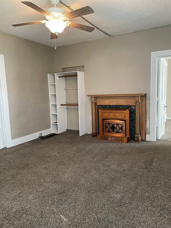 Dormitorio #! - 416 N Broad St