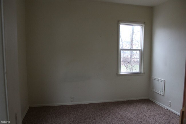 Building Photo - 412 Parsons St