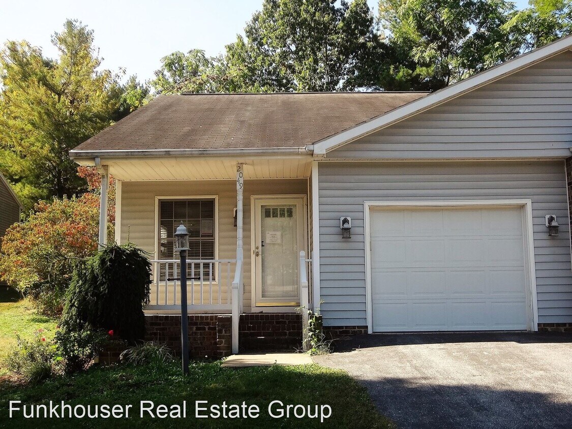 Primary Photo - 2 br, 2 bath House - 2049 Fieldale Place