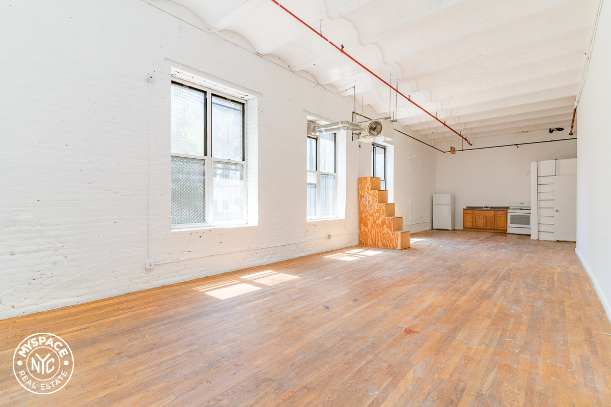 Foto principal - 28 Locust St