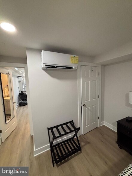 Foto del edificio - 1702 10th St NW
