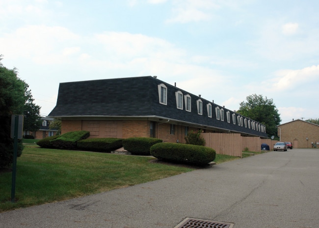 Building Photo - 415 Sheraton Dr NW