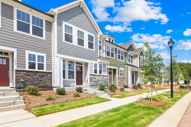 Foto del edificio - 1528 Cedar Tree Dr