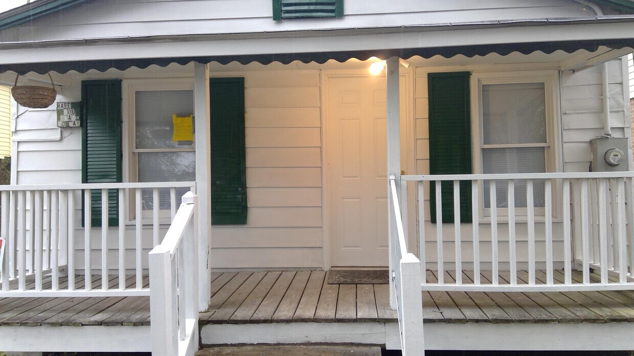 Foto principal - 4741 Independent Ave