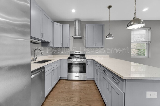 Foto del edificio - 1048 N Lawndale Ave