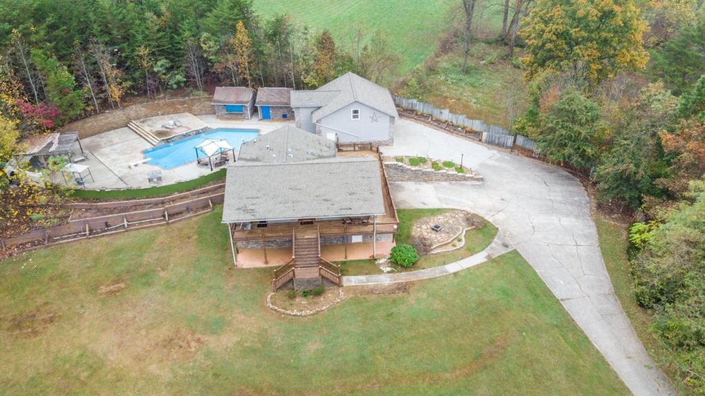 Primary Photo - 1521 Blockhouse Rd