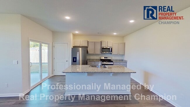 Foto del edificio - Beautiful 3 BD/2 BA Home in Riverside