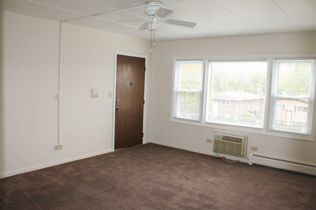 Foto del edificio - 104 W Willow St