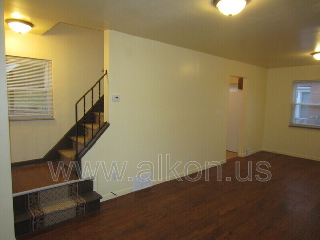 Photo - 1115 Brintell St House