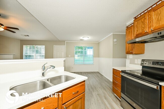 Building Photo - 115 Honey Ln