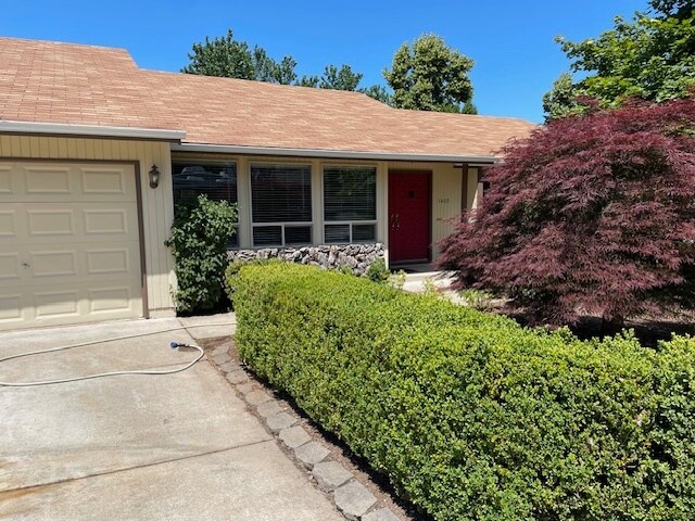 Foto del edificio - 1405 Kathy St S