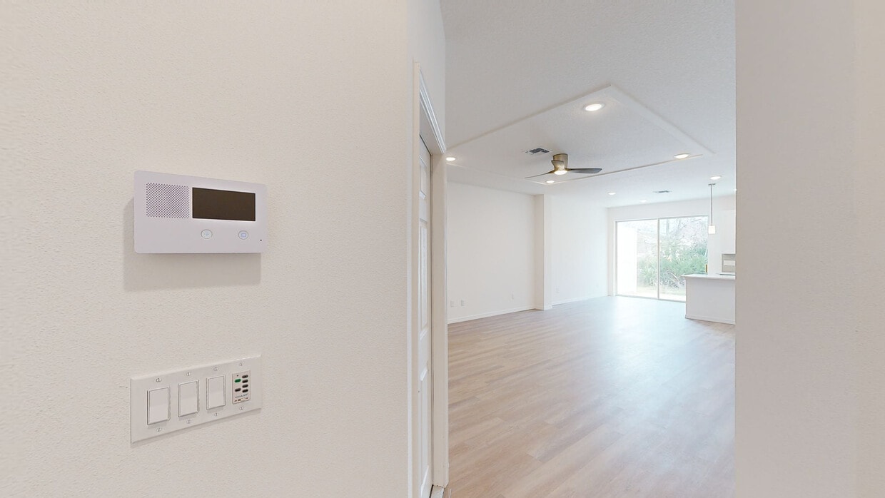 Photo - Valencia Isle Townhomes