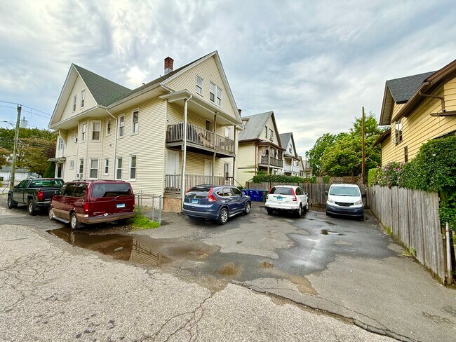 Foto del edificio - 896 Howard Ave