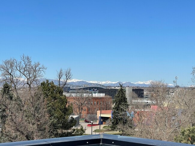 Building Photo - 1200 W 11th Ave