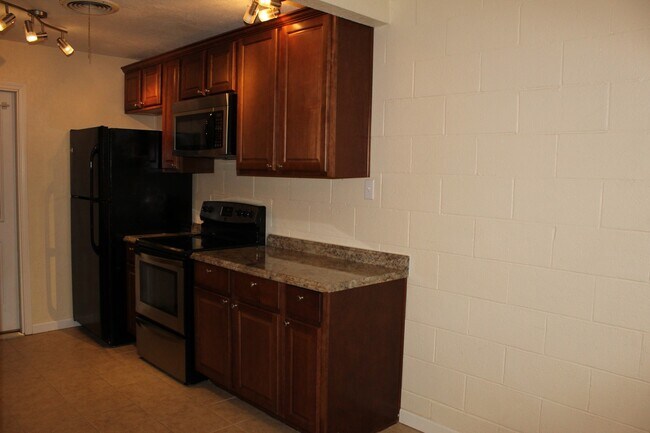 Foto del edificio - 4 Oakmont Cir