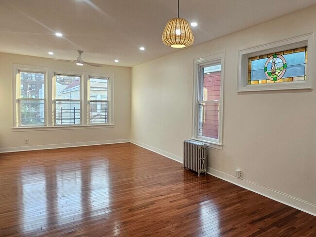 Foto del edificio - 151 W 33rd St