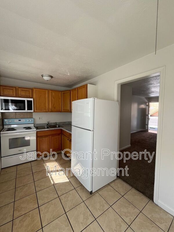 Building Photo - 575 Tiger Ave