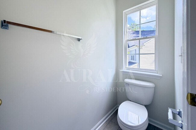 Foto del edificio - 112 Huntersville Rd