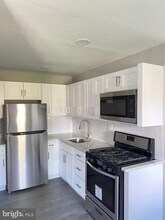 Building Photo - 262 E Cliveden St