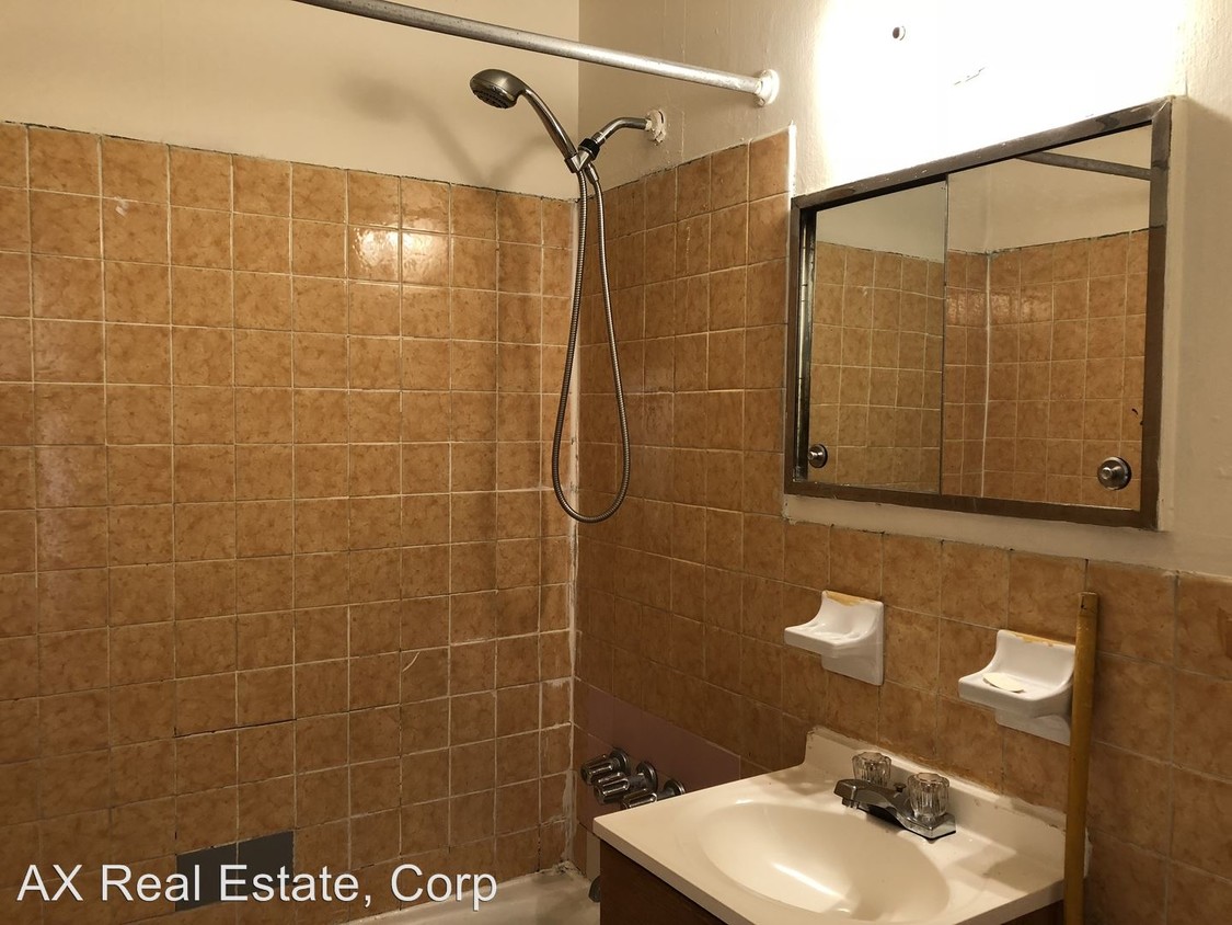 Foto del edificio - 2 br, 1 bath Apartment - 1460 Nepperhan Ave.
