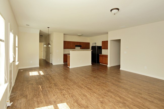 Foto del edificio - 4325 Ewing Farm Ct