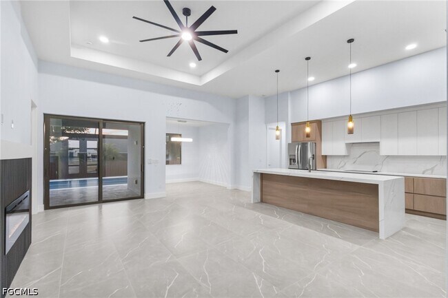 Foto del edificio - 142 SW 33rd Pl