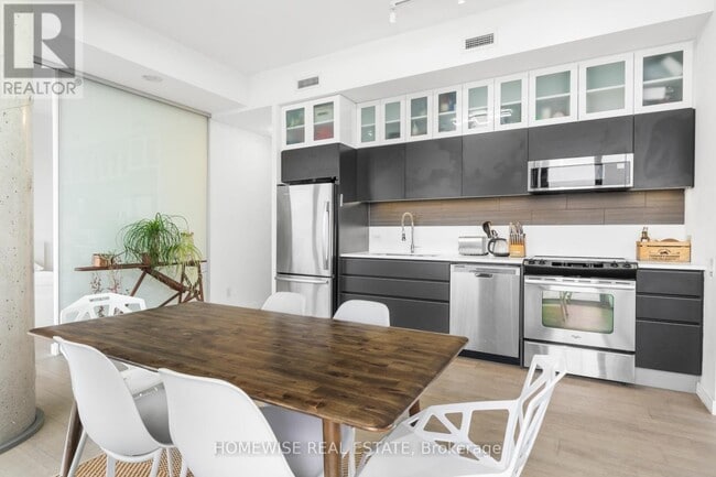 Building Photo - 70 Distillery Lane