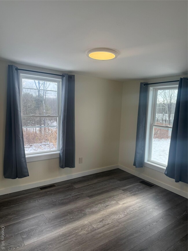 Foto del edificio - 92 Wigsten Rd