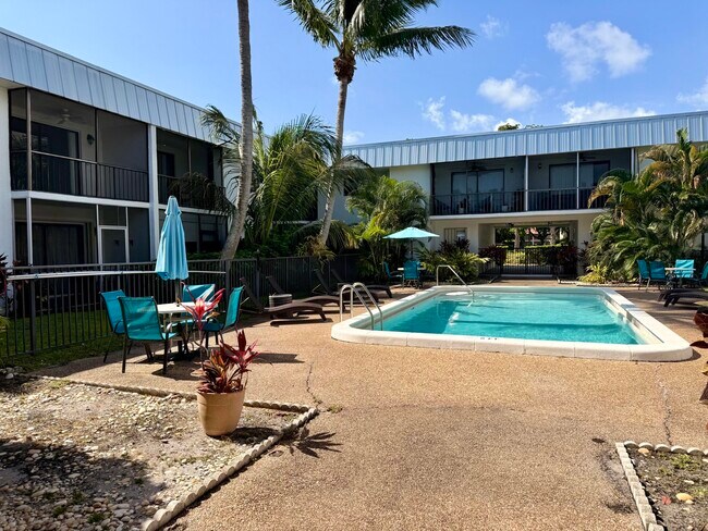 Foto del edificio - 875 NW 13th St