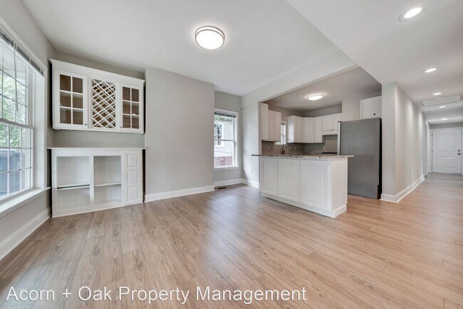 Building Photo - 3 br, 2 bath House - 1208 Ivy St