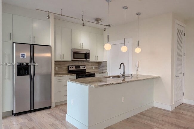 Building Photo - 6701 Biscayne Blvd