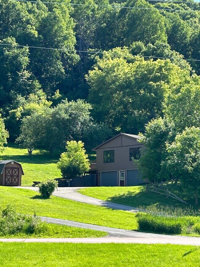 Building Photo - 1564 Old Hickory Dr
